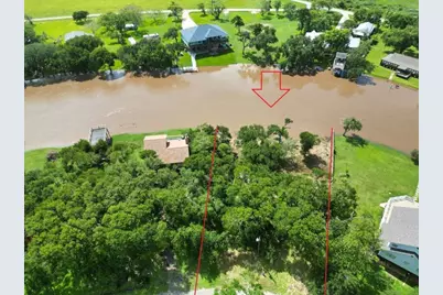 1163 Private Road 652, Sargent, TX 77414 - Photo 4