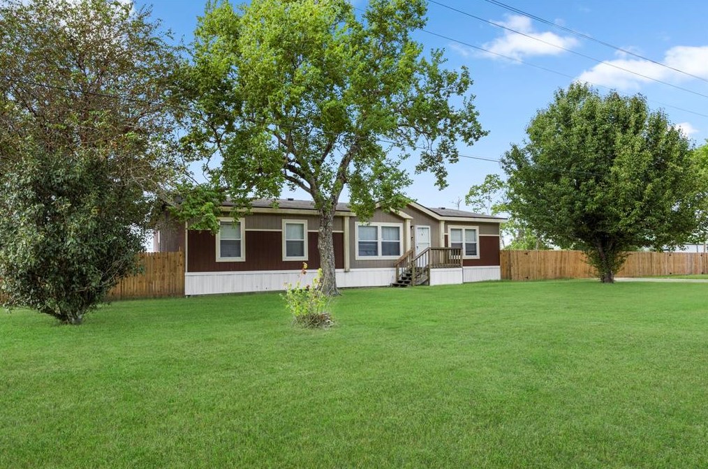 130 Fm 1663 Rd, Hankamer, TX 77560