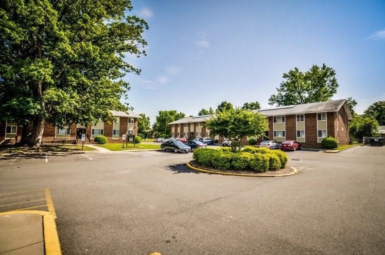 617 Laburnum Ave, Richmond VA  23222-1853 exterior