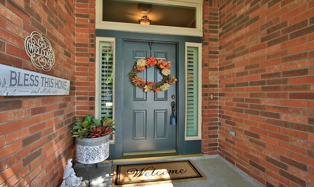 9823 Villa Dr, Houston TX  77064-2624 exterior