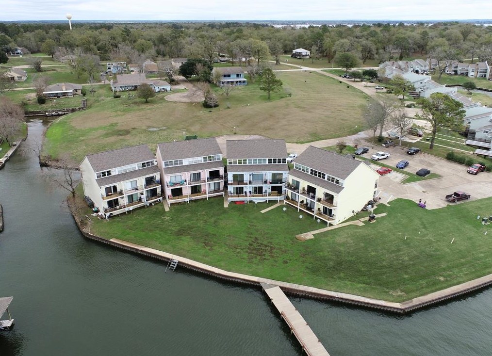 445 Carolcrest Ln #212, Livingston, TX 77351