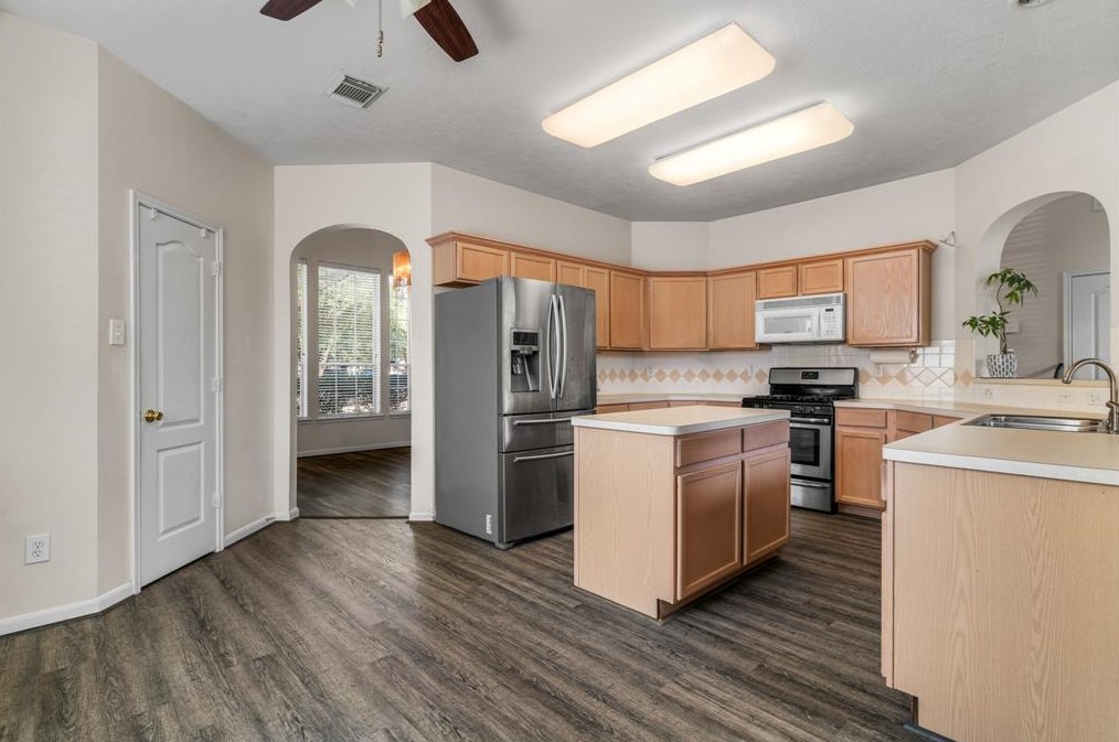 19411 Yuma Crst Ln, Tomball TX  77377-2811 exterior