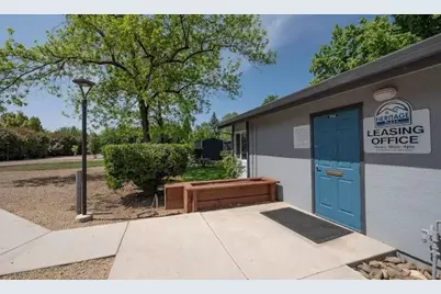 1895 Benton Dr, Redding, CA 96003 - Photo 8