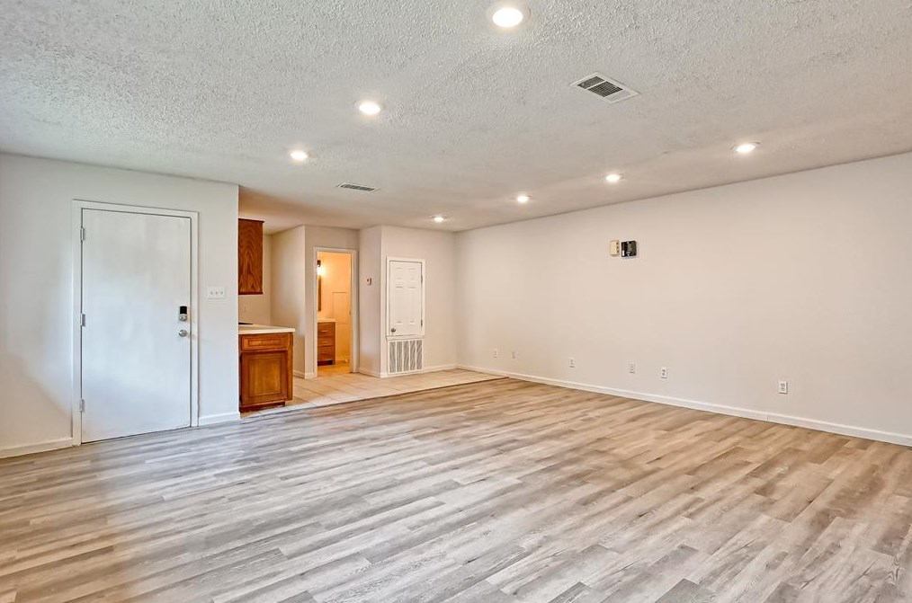 11210 Ash Crk Dr, Houston TX  exterior