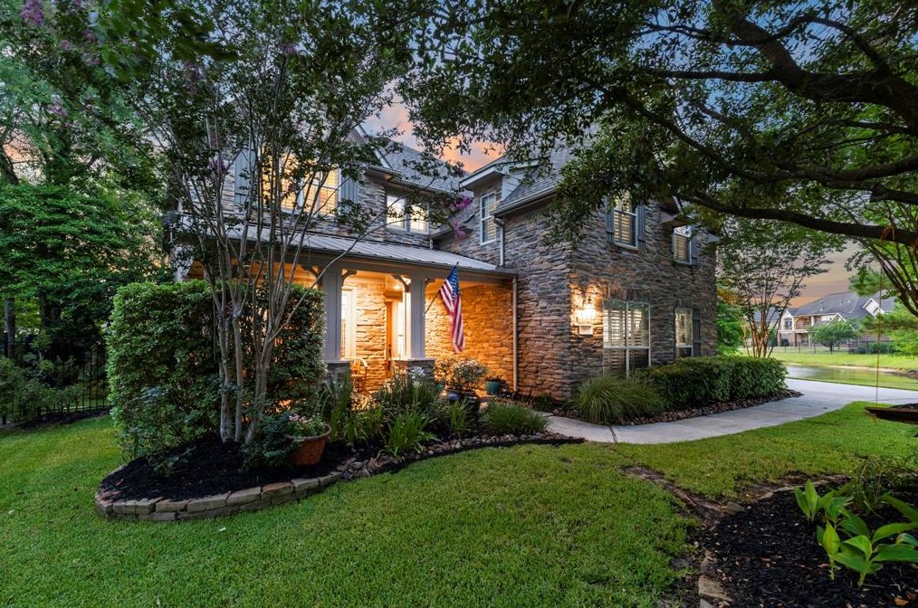99 W Hullwood Cir, Spring, TX 77389