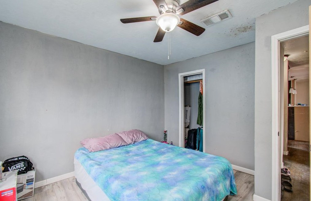 2125 Aldine Bender Rd, Houston TX 77032-4517 exterior