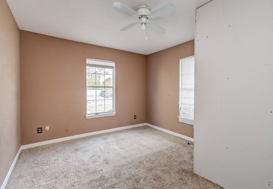 2125 Aldine Bender Rd, Houston TX 77032-4517 exterior