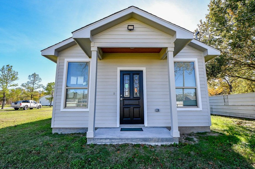 1215 Bland St, Houston TX  77091-2014 exterior