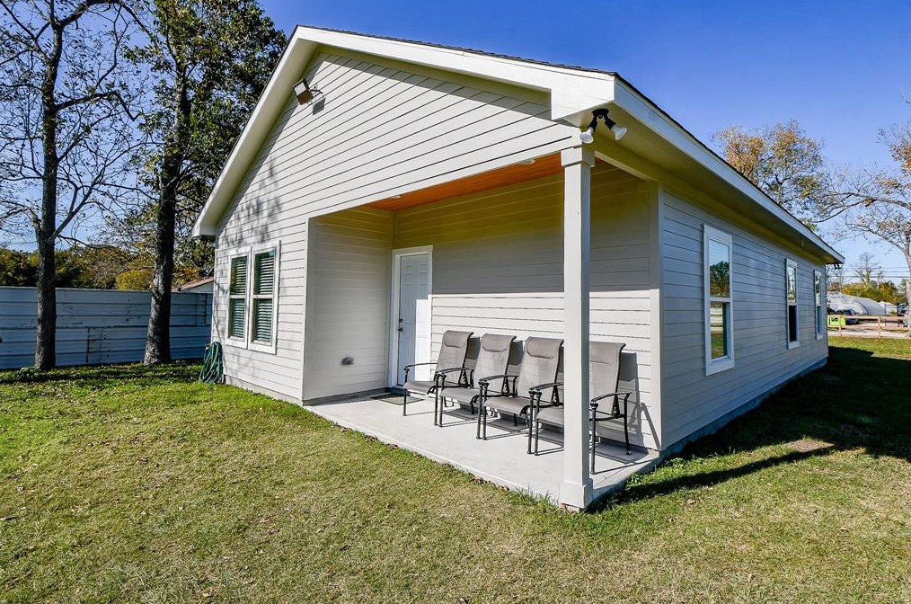 1215 Bland St, Houston TX  77091-2014 exterior