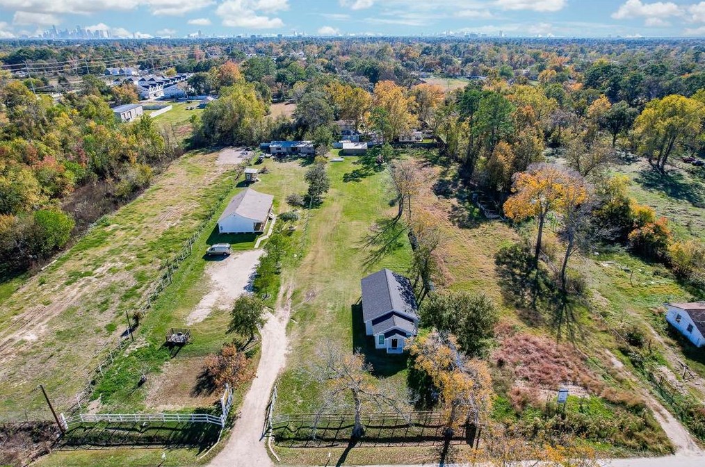 1215 Bland St, Houston, TX 77091-2014
