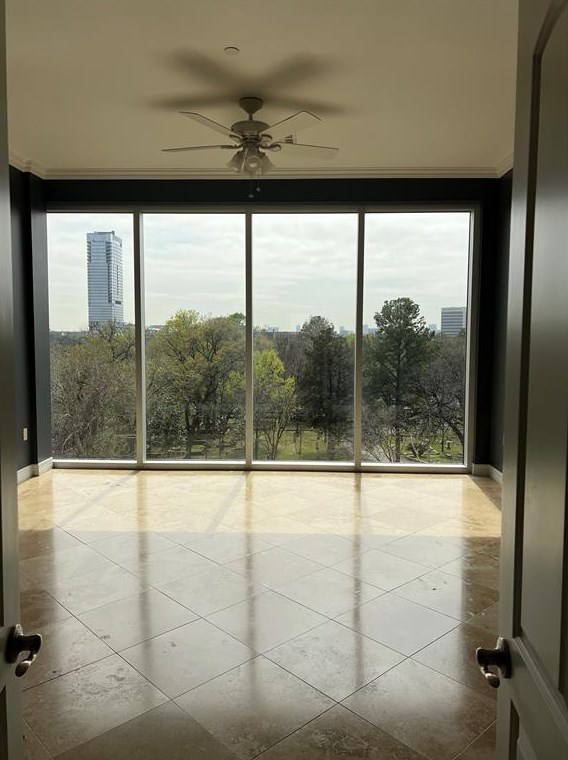 2515 Washington Ave, Houston, TX 77007