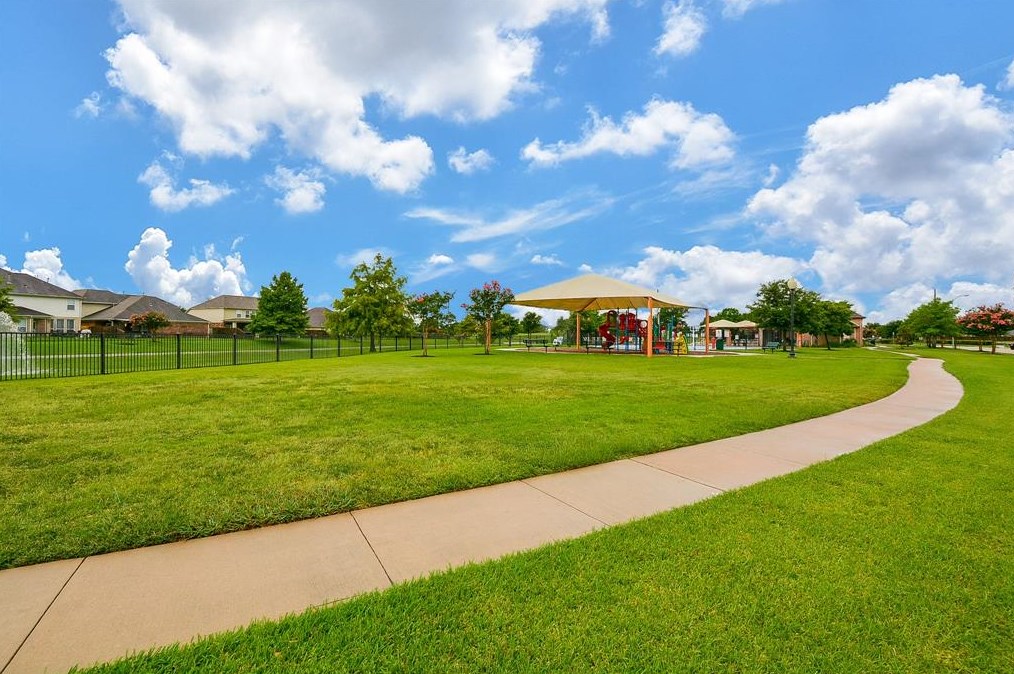 18426 Cypress Lake Village Dr, Cypress TX  77429-5415 exterior