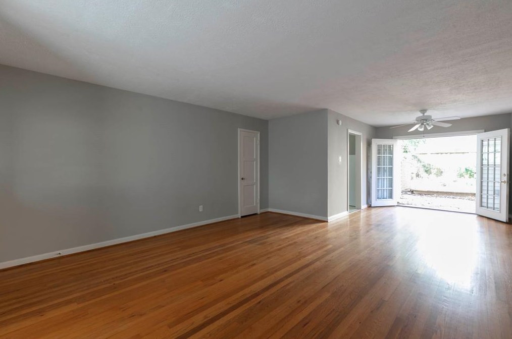 1538 Welch St, Houston TX  77006-1840 exterior