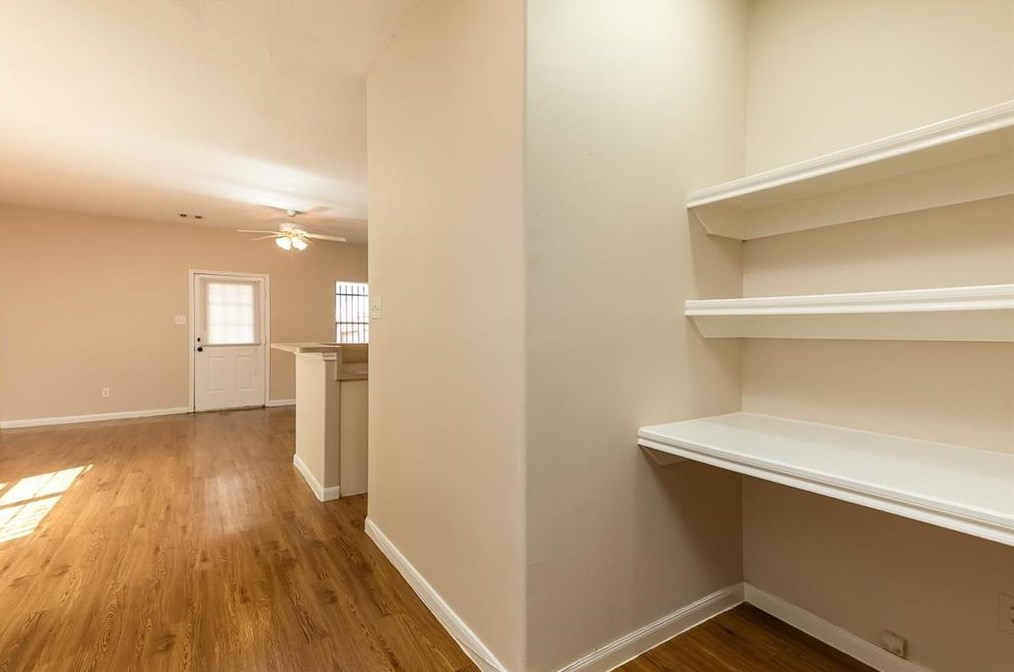 7814 Gladstone St #a, Houston, TX 77051