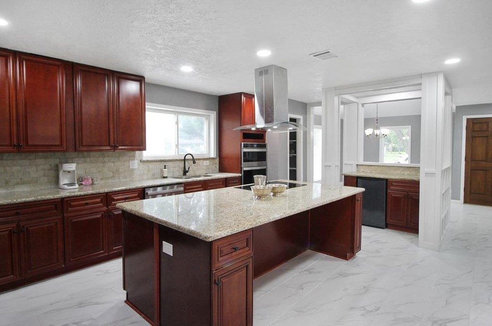 2415 Oakview Dr, Missouri City, TX 77459-2115