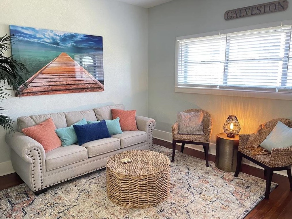 717 Broadway #1, Galveston, TX 77550