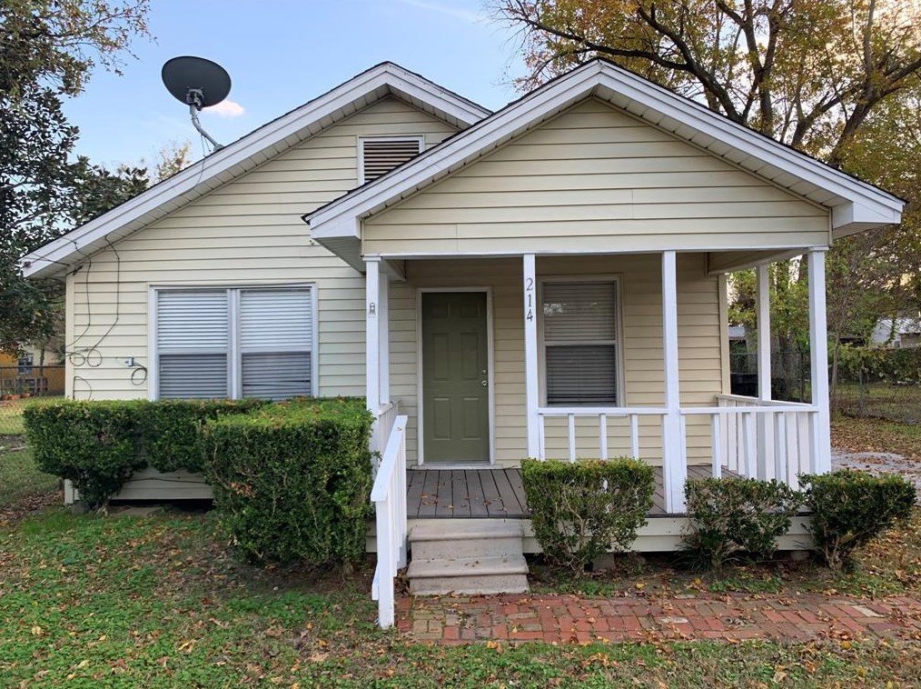 214 Palmyra St, Houston, TX 77022