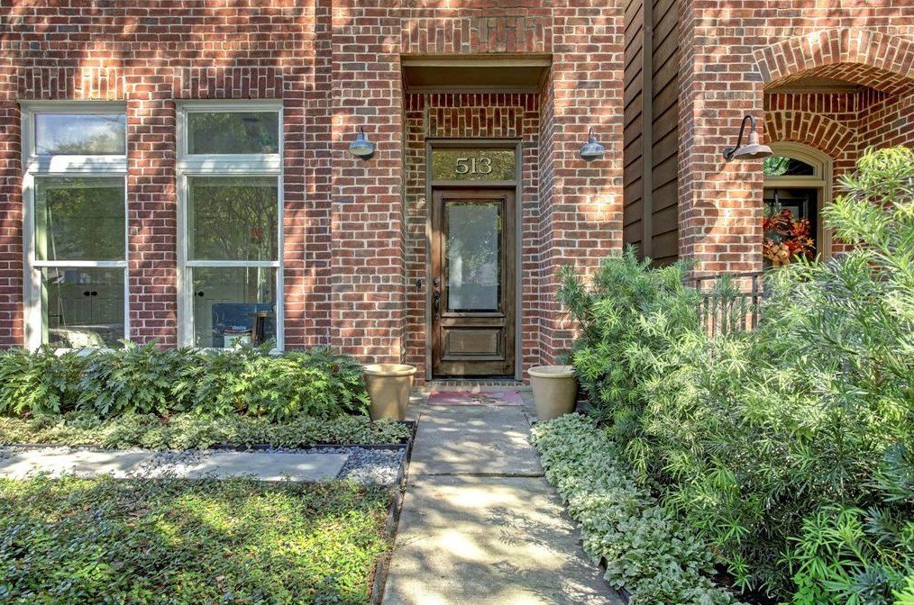 513 E 11th St, Houston, TX 77008