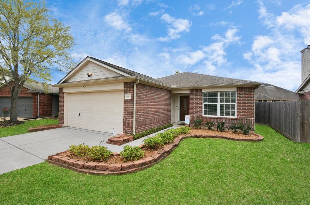 10315 Deer Lodge Ct, Missouri City, TX 77459