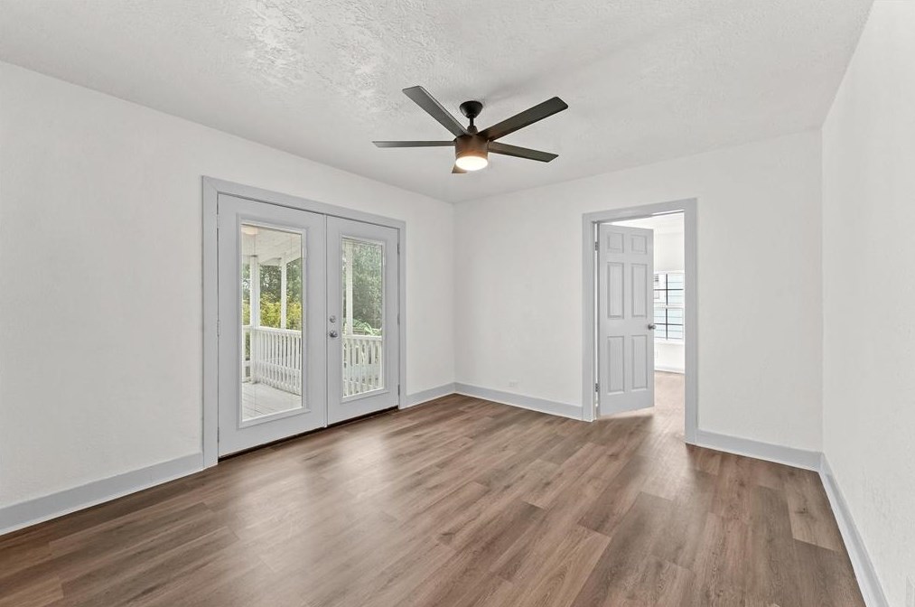 2202 67 St, Galveston TX 77551-1583 exterior