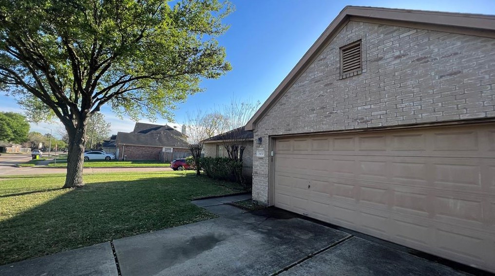 3430 Mission Valley Dr, Missouri City, TX 77459