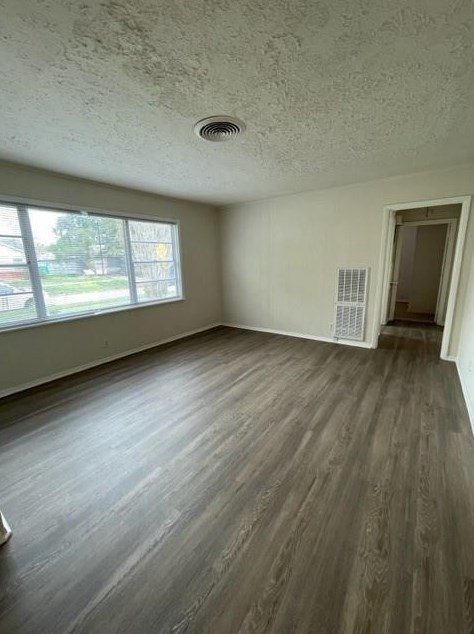 8557 Forum Dr, Houston, TX 77055