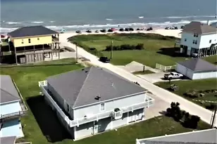 956 S Redfish St, Crystal Beach, TX 77650 - Photo 14