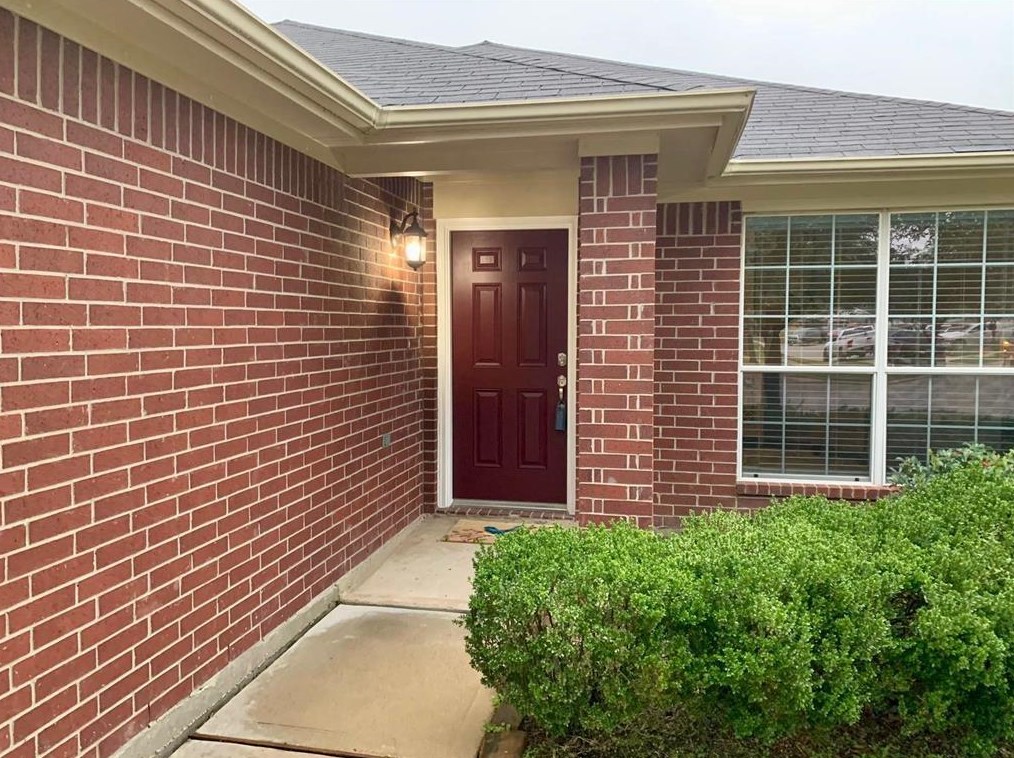 21655 Falvelsunset Ct, Spring, TX 77388