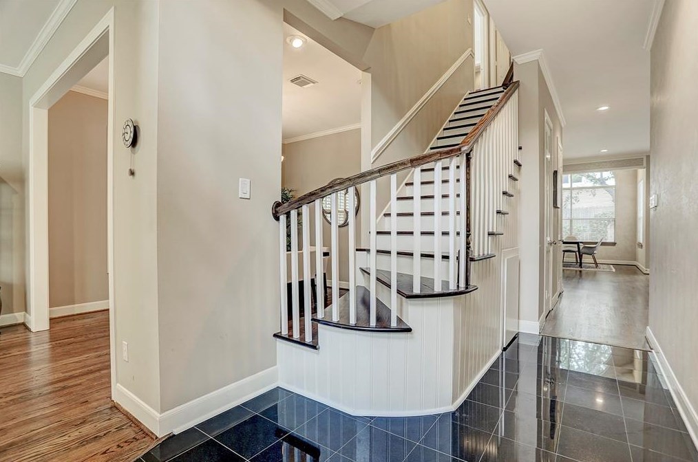 6015 Lake St, Houston, TX 77005
