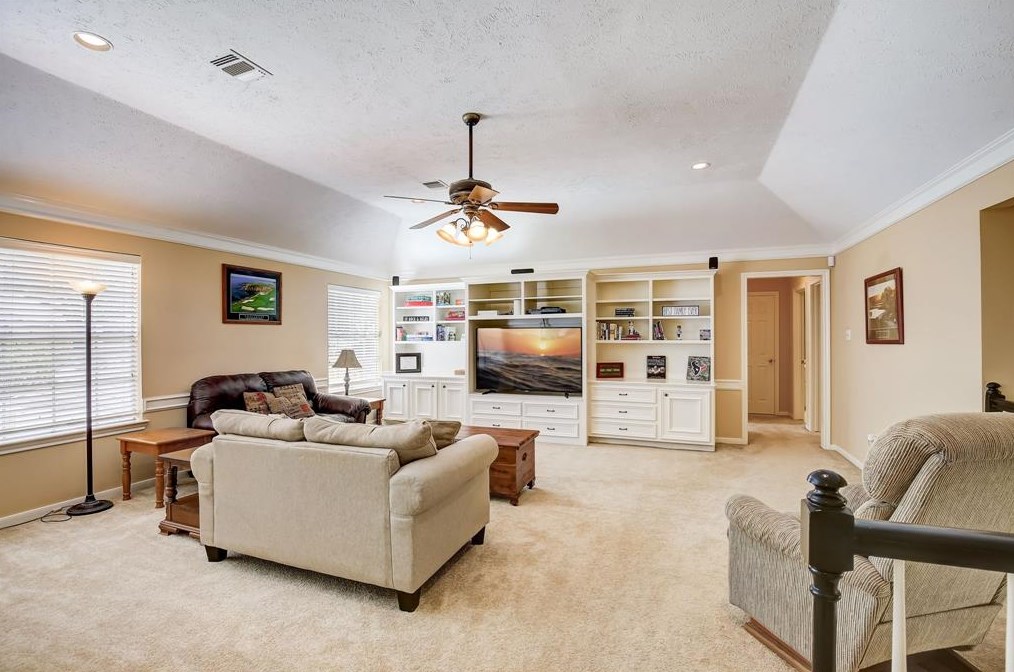 15726 Echo Ldg Dr, Houston TX  77095-2659 exterior