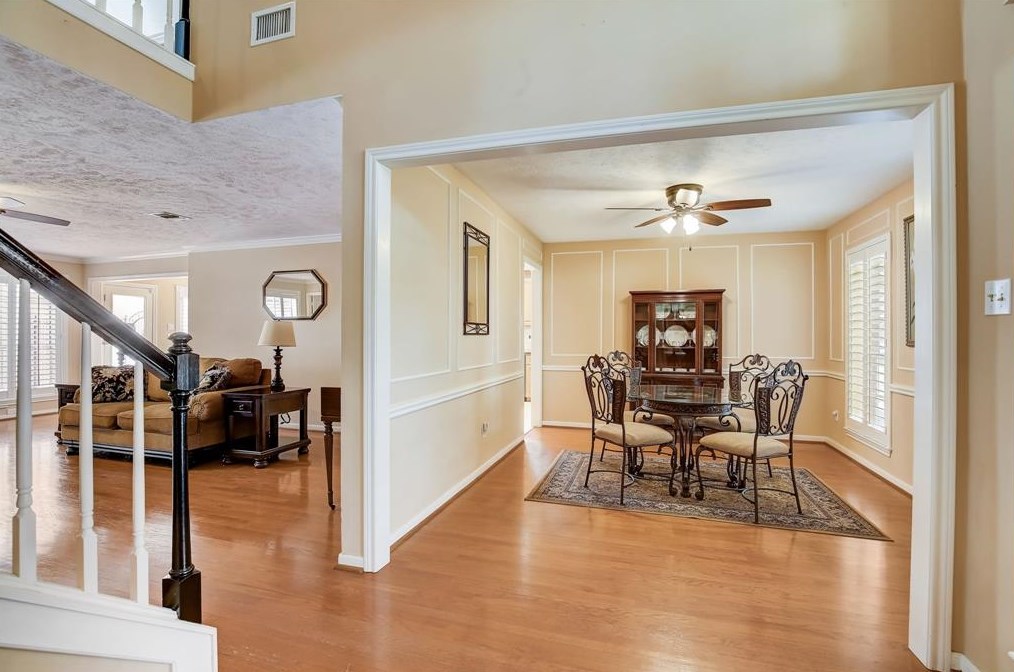 15726 Echo Ldg Dr, Houston TX  77095-2659 exterior