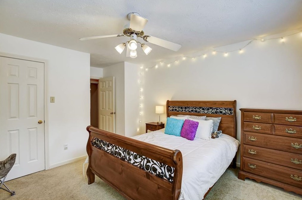 15726 Echo Ldg Dr, Houston TX  77095-2659 exterior