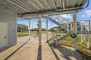1019 Treaty Dr, Surfside Beach, TX 77541 - Photo 28