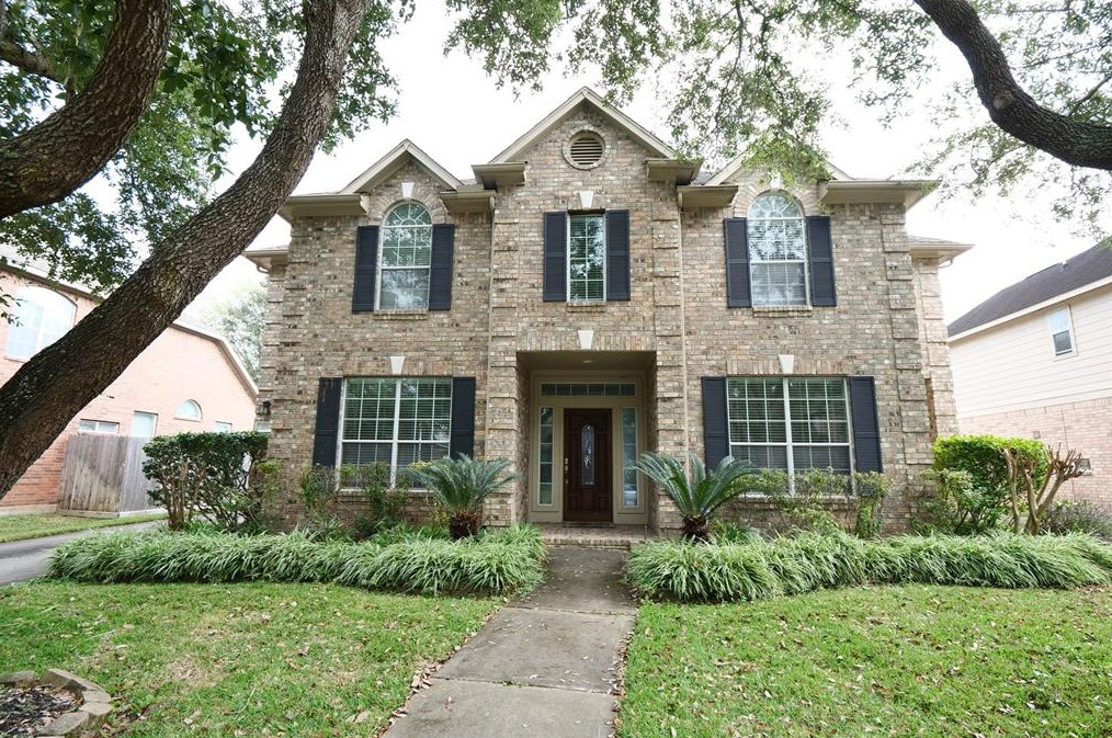 215 Owens Park Dr, Houston, TX 77094