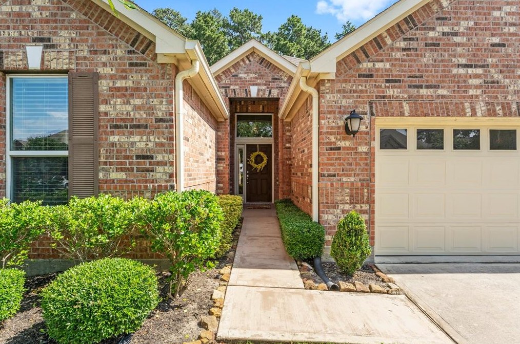 1918 Elkington Cir, Conroe, TX 77304
