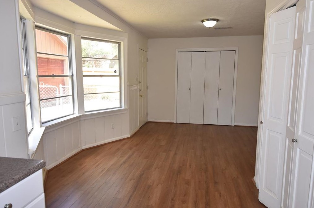9313 Rosstown Way, Houston TX  77080-7415 exterior