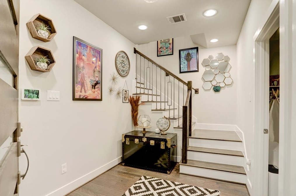 1442 25th St, Houston TX  77008-1620 exterior