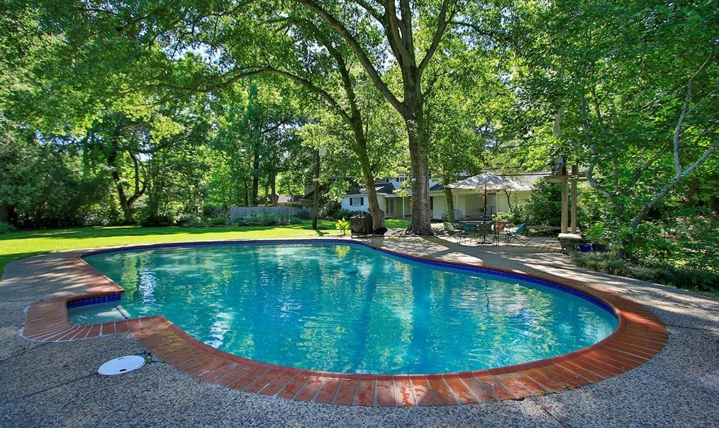 3702 Pineleaf Dr, Houston, TX 77068-1206