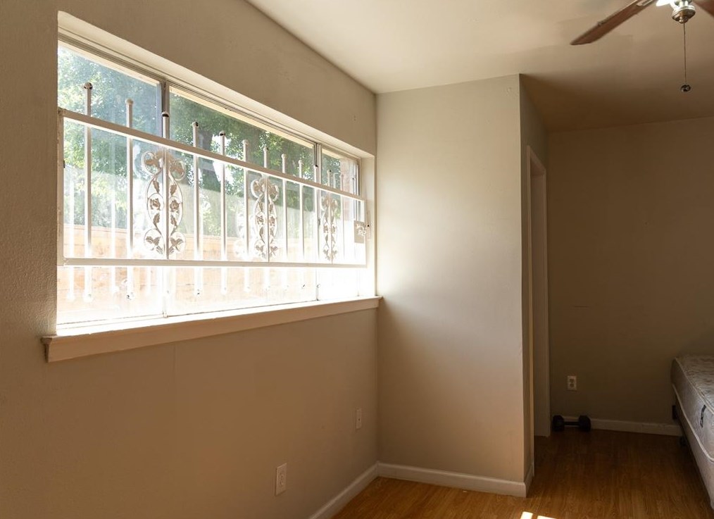 11214 Sandstone St, Houston TX  77036-6132 exterior
