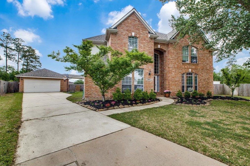9303 Memorial Manor Dr, Spring, TX 77379-3074