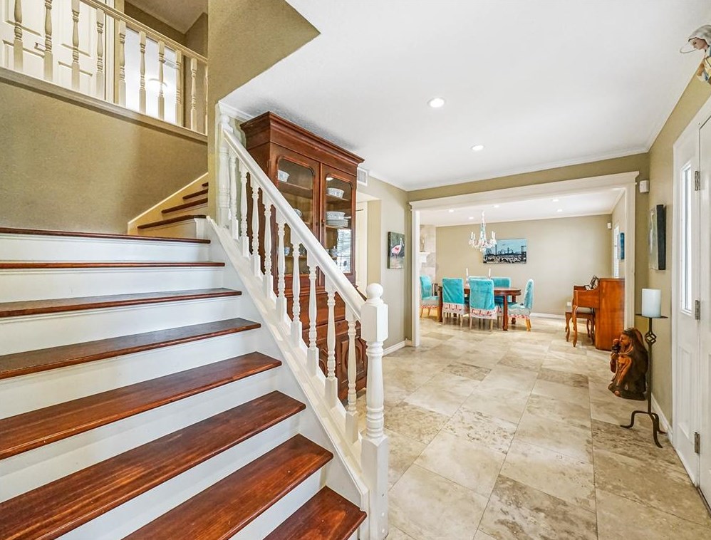 58 Campeche Cir, Galveston, TX 77554