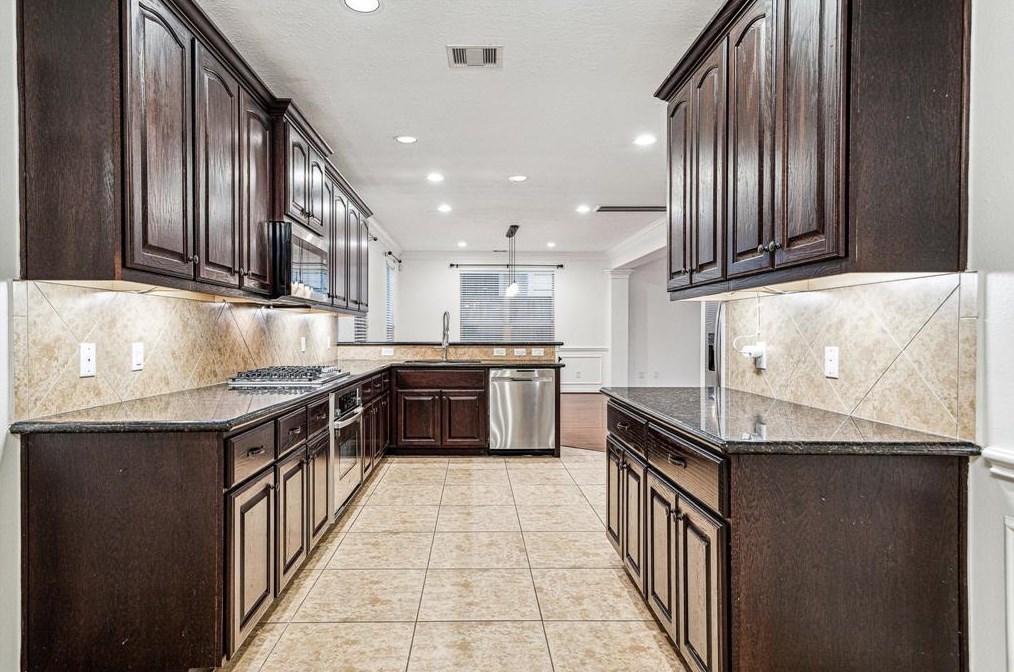 1613 15th St, Houston TX  77008-3731 exterior