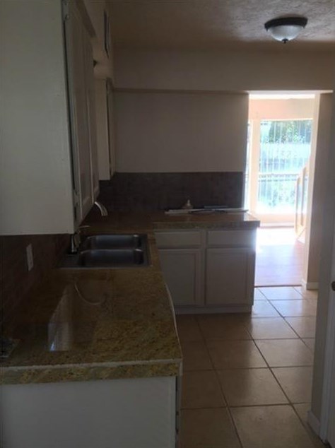 6421 Old Chatham Ln, Houston TX  77035-3977 exterior