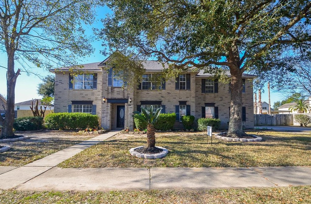6827 Crystal Point Dr, Katy, TX 77449
