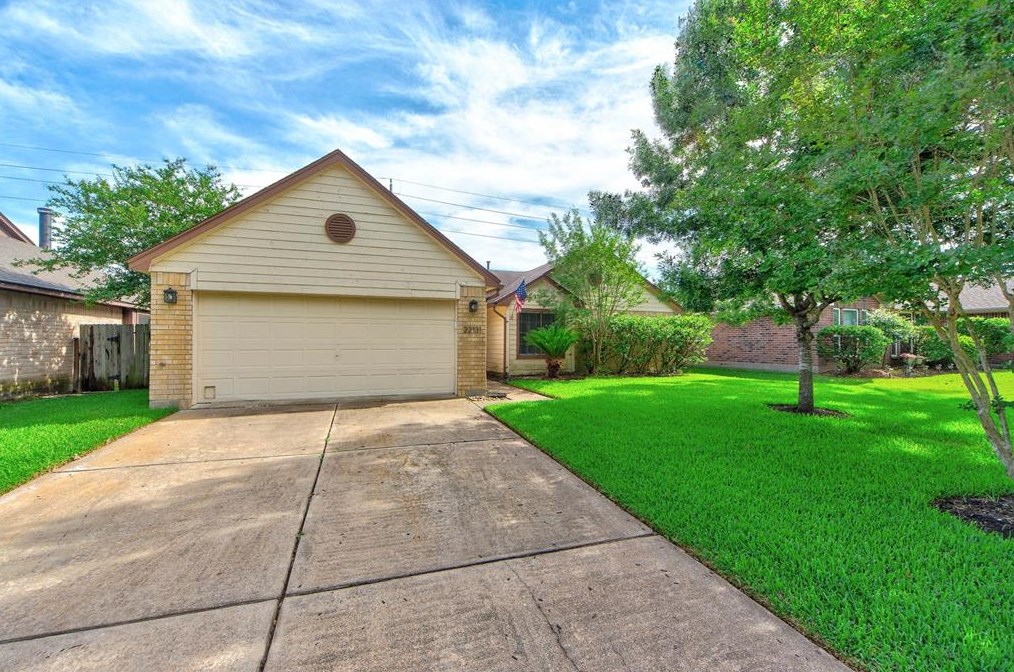 22131 Eagle Meadow Dr, Katy, TX 77450
