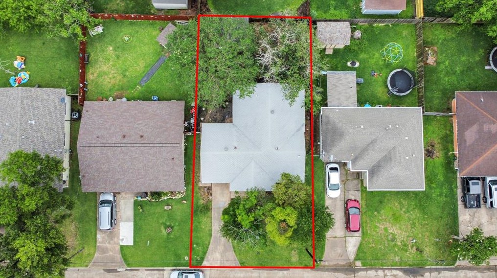 833 Dutch St, Deer Park, TX 77536