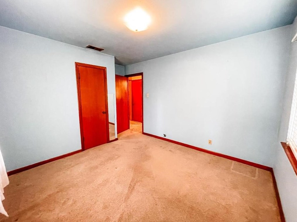 537 Wellington, Houston TX  77076-3835 exterior