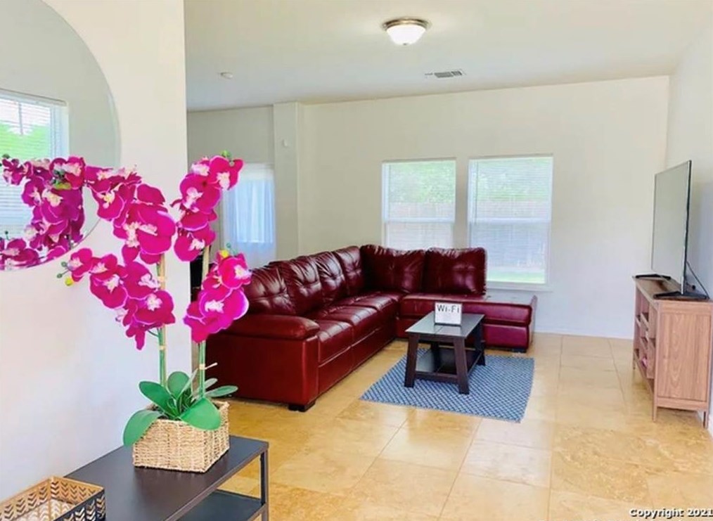 7047 Heathers Pond, San Antonio, TX 78227