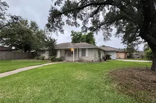 1102 Laurentide St, Houston, TX 77029 - Photo 2