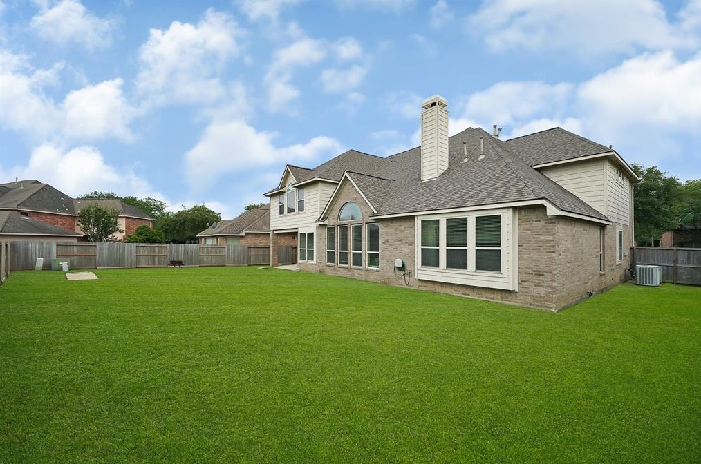 2873 Carrera Ct, League City TX  77573-2290 exterior